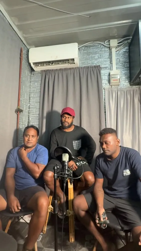 Facebook live video thumbnail